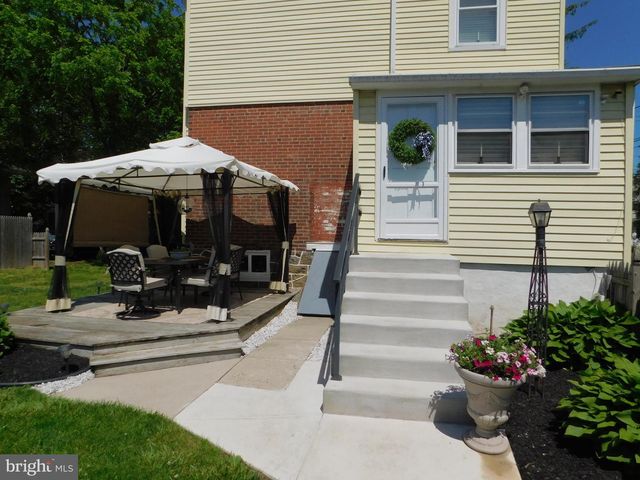 222 E PROVIDENCE RD, Aldan, PA 19018
