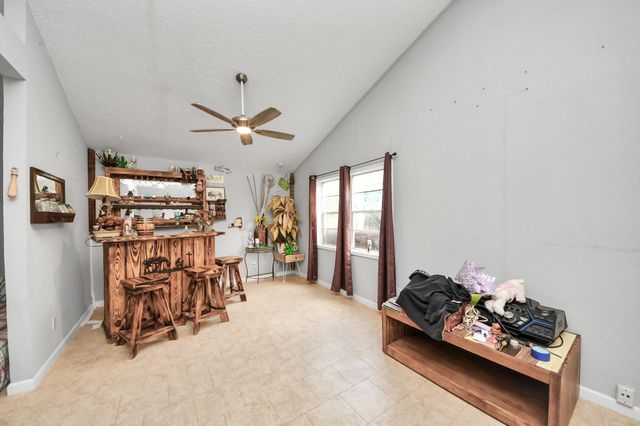 6242 Oakham Street, Houston, TX 77085