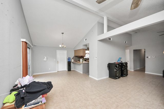 6242 Oakham Street, Houston, TX 77085