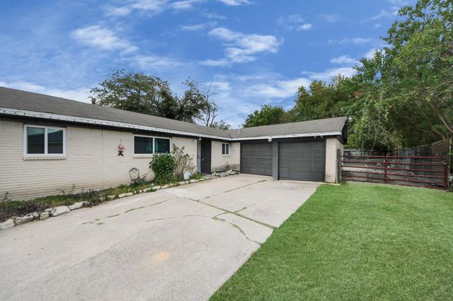 6242 Oakham Street, Houston, TX 77085