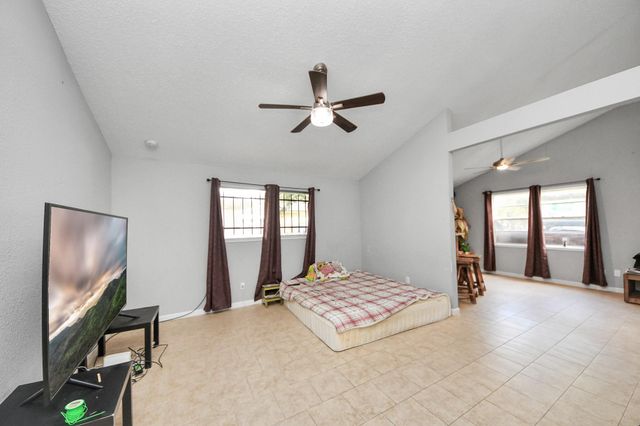 6242 Oakham Street, Houston, TX 77085
