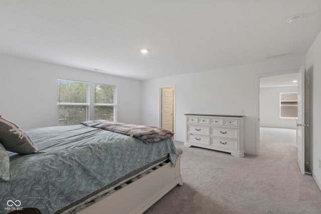 1528 Covington Boulevard, Franklin, IN 46131