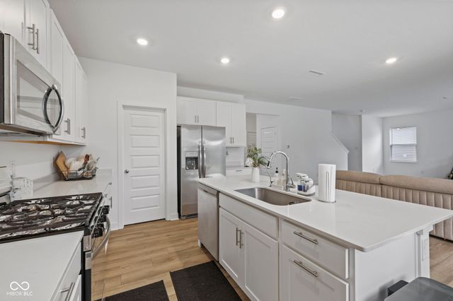 1528 Covington Boulevard, Franklin, IN 46131