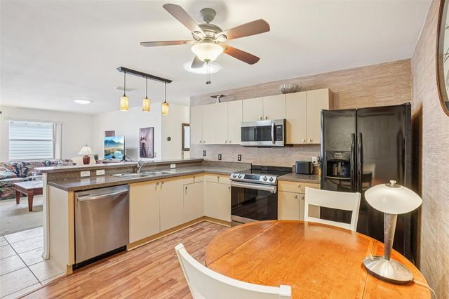 456 HILDALGO DRIVE, The Villages, FL 32159