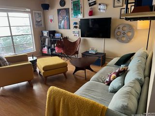 624 N Main St Apt 11, Boerne, TX 78006