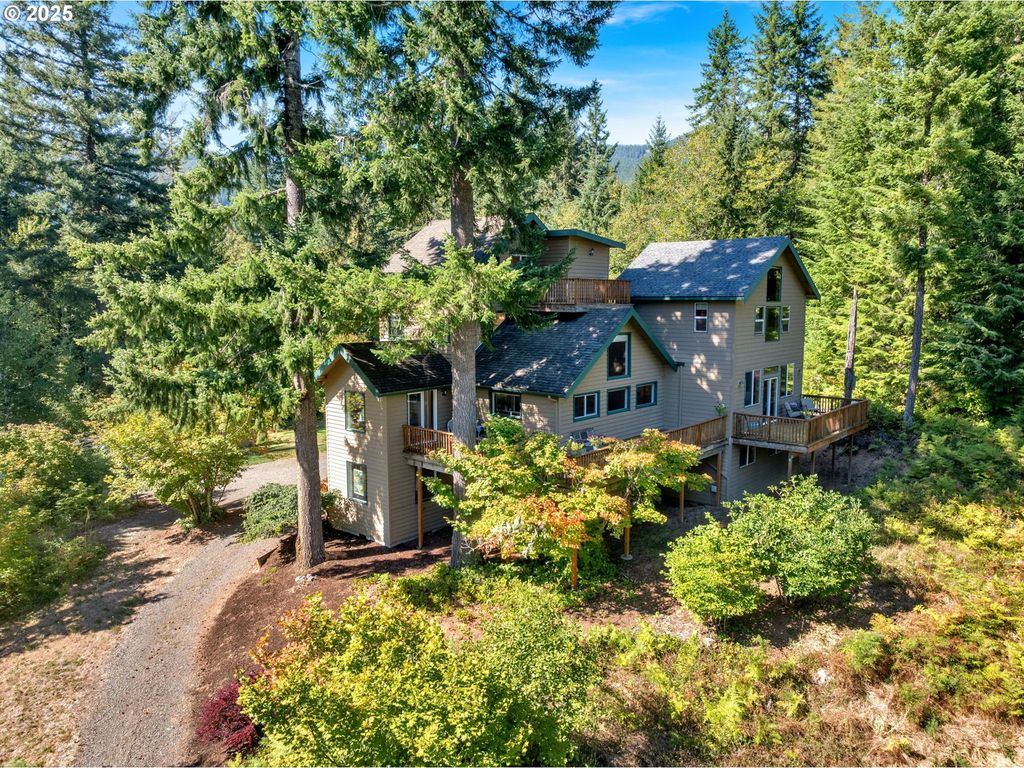 20497 E LOLO PASS Rd, Rhododendron, OR 97049