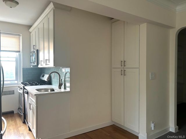 90 BRYANT Avenue E-6D, White Plains, NY 10605