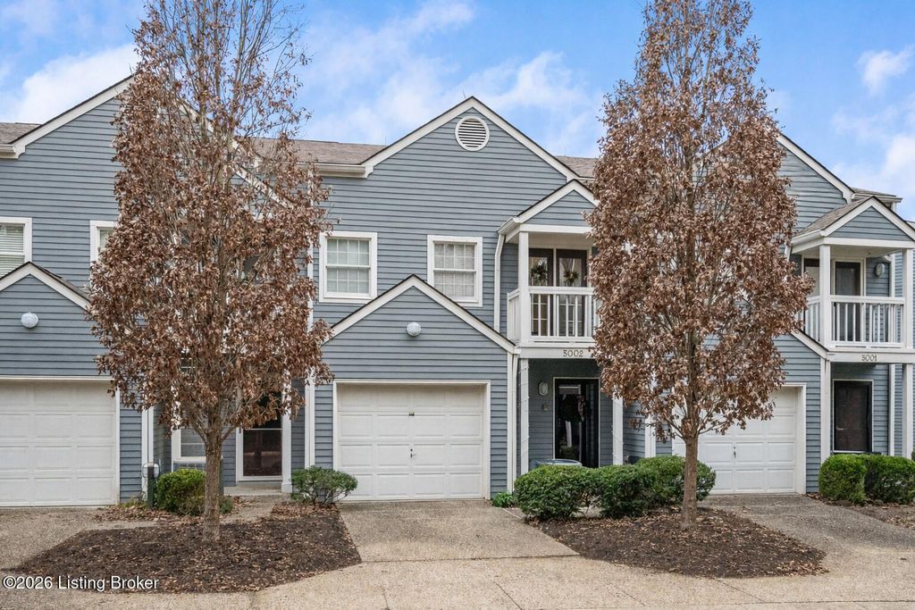 5002 Harrods Landing Dr, Prospect, KY 40059