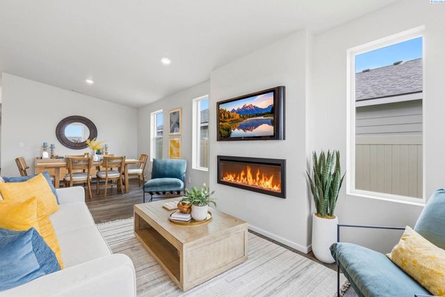 6106 Road 115, Pasco, WA 99301