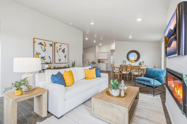 6106 Road 115, Pasco, WA 99301