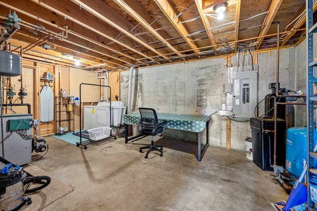 529 Cutler Corner Road, Barre Town, VT 05641