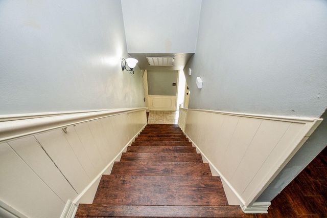 1015 Kanah Lane, Houston, TX 77090