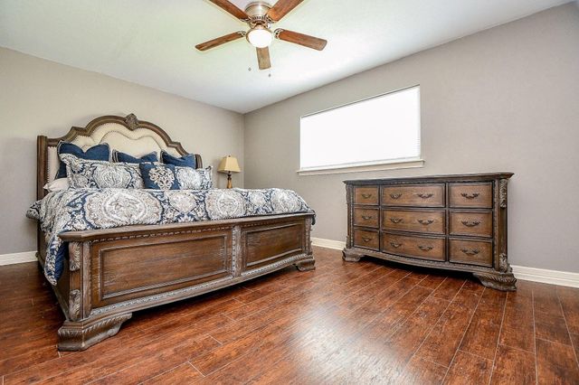 1015 Kanah Lane, Houston, TX 77090