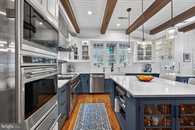17641 RAVEN ROCKS RD, Bluemont, VA 20135