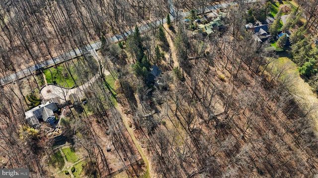 17641 RAVEN ROCKS RD, Bluemont, VA 20135