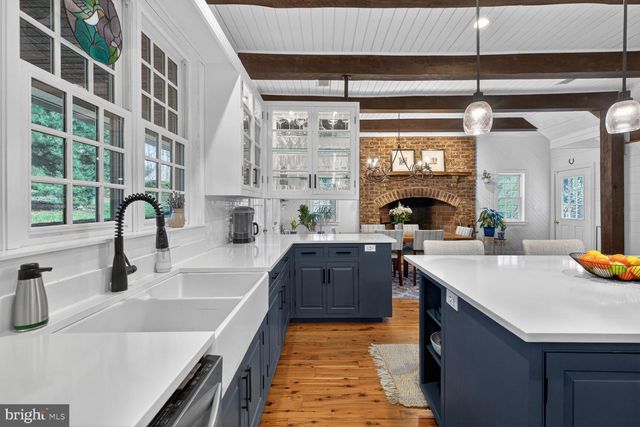 17641 RAVEN ROCKS RD, Bluemont, VA 20135