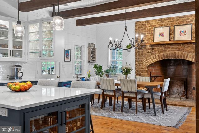 17641 RAVEN ROCKS RD, Bluemont, VA 20135