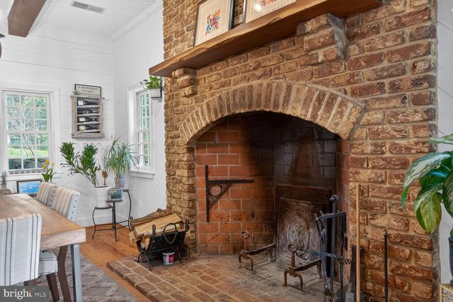 17641 RAVEN ROCKS RD, Bluemont, VA 20135