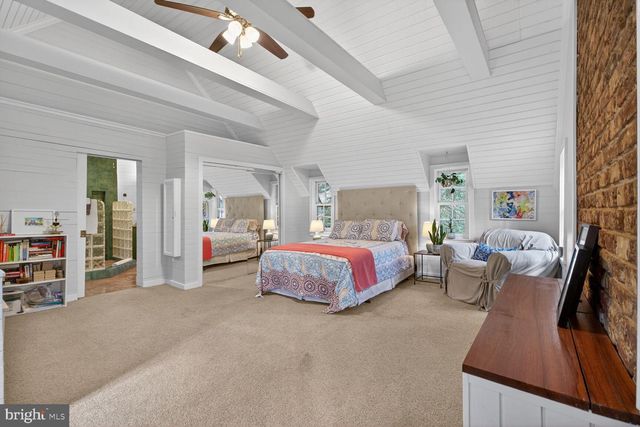 17641 RAVEN ROCKS RD, Bluemont, VA 20135