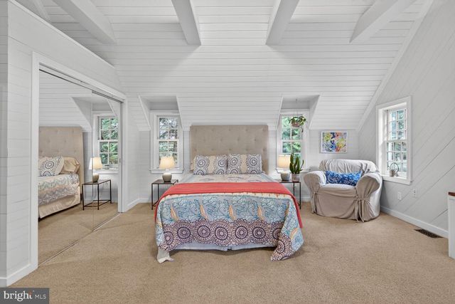 17641 RAVEN ROCKS RD, Bluemont, VA 20135