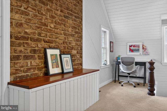 17641 RAVEN ROCKS RD, Bluemont, VA 20135