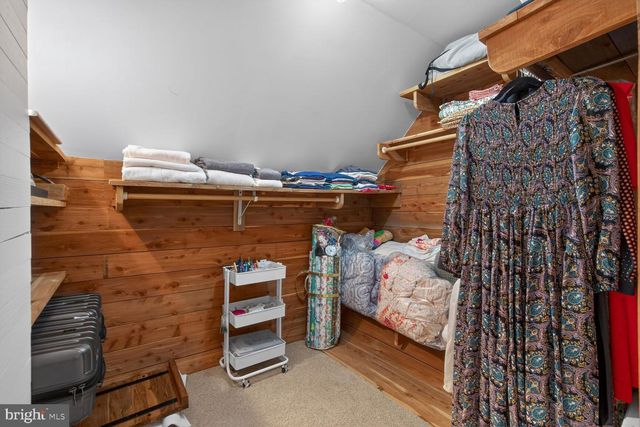 17641 RAVEN ROCKS RD, Bluemont, VA 20135