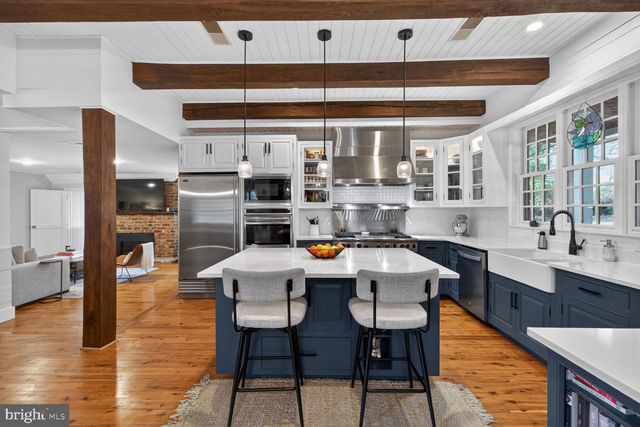 17641 RAVEN ROCKS RD, Bluemont, VA 20135