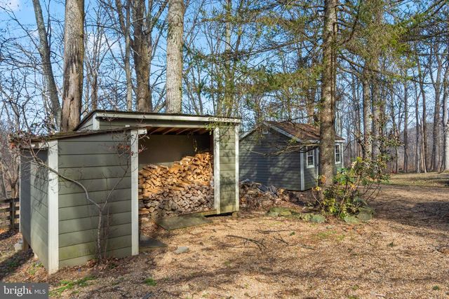 17641 RAVEN ROCKS RD, Bluemont, VA 20135