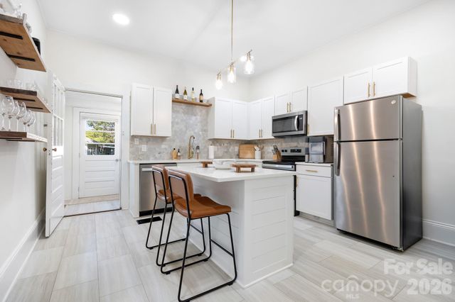 102 Madora Street, Mount Holly, NC 28120