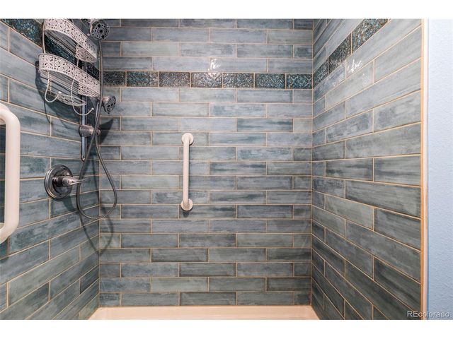 7877 E Mississippi Ave 607, Denver, CO 80247