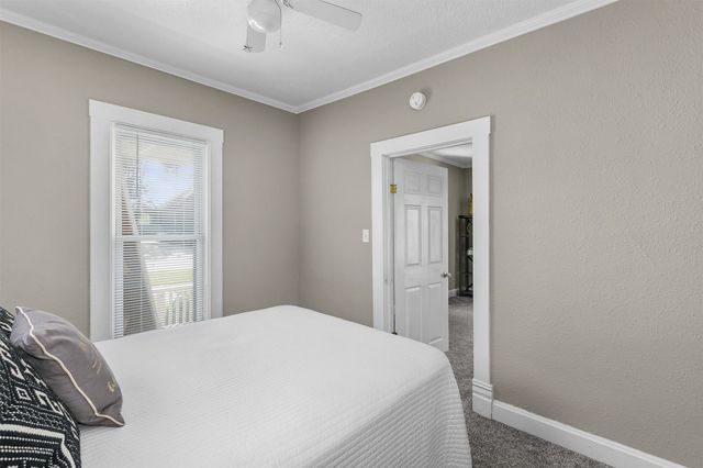 116 2nd Street, West Des Moines, IA 50265