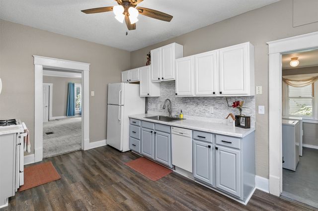 116 2nd Street, West Des Moines, IA 50265