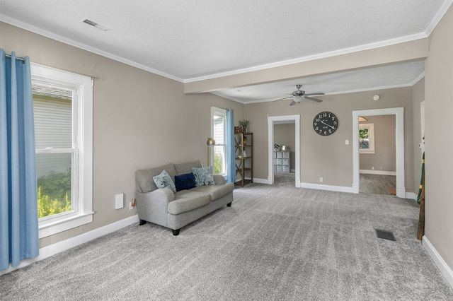 116 2nd Street, West Des Moines, IA 50265