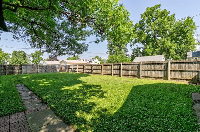 116 2nd Street, West Des Moines, IA 50265