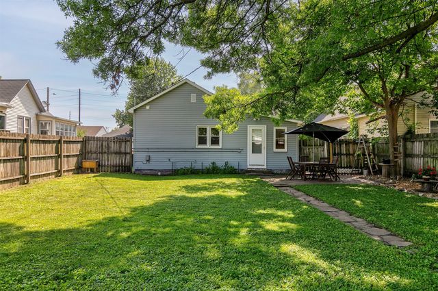 116 2nd Street, West Des Moines, IA 50265