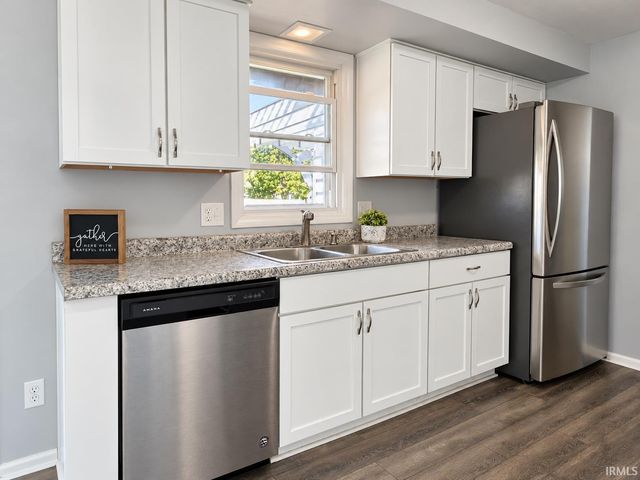 6407 Sunland Drive, Fort Wayne, IN 46815