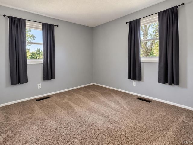 6407 Sunland Drive, Fort Wayne, IN 46815