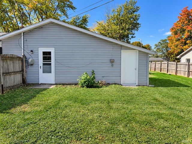 6407 Sunland Drive, Fort Wayne, IN 46815
