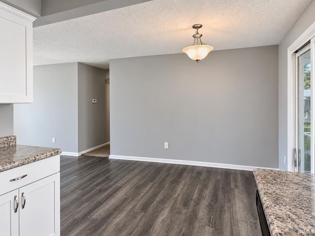 6407 Sunland Drive, Fort Wayne, IN 46815