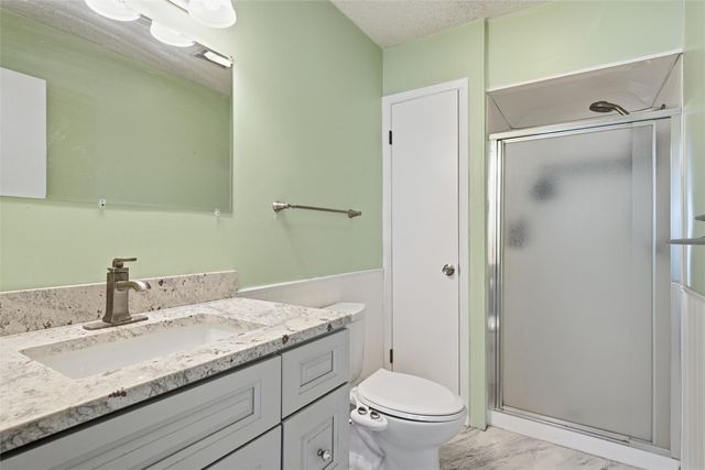 5318 Lake Lindenwood Drive, Waco, TX 76710