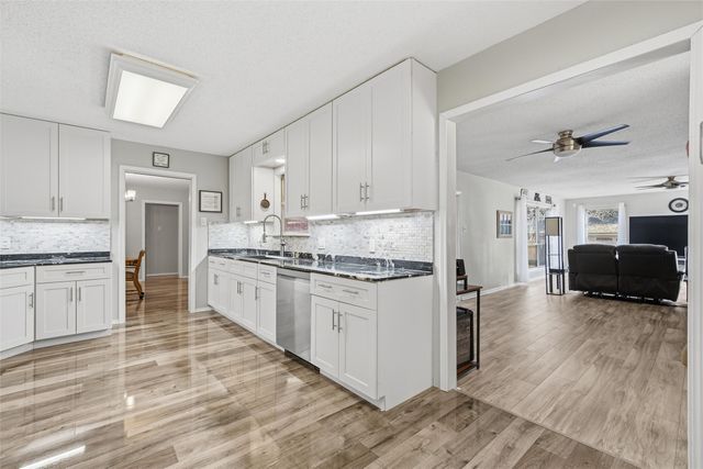 5318 Lake Lindenwood Drive, Waco, TX 76710