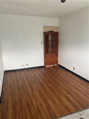3883 E 62nd Street, Kansas City, MO 64130