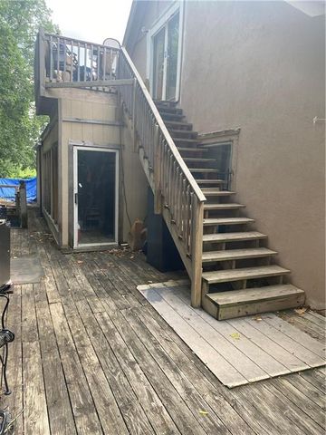 3883 E 62nd Street, Kansas City, MO 64130