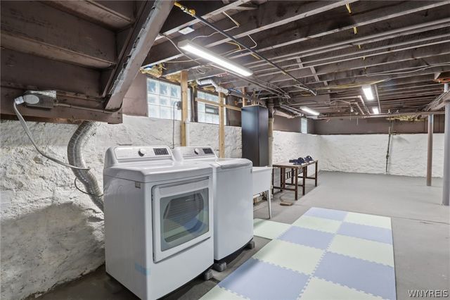 141 Frontenac Avenue, Buffalo, NY 14216