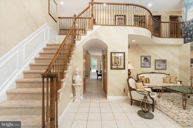 360 GORDON RD, Robbinsville, NJ 08691