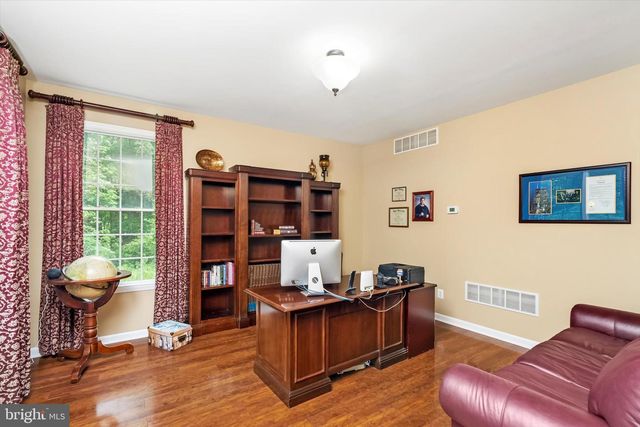 360 GORDON RD, Robbinsville, NJ 08691