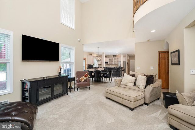 360 GORDON RD, Robbinsville, NJ 08691