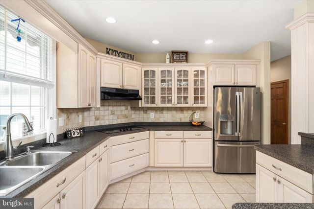 360 GORDON RD, Robbinsville, NJ 08691