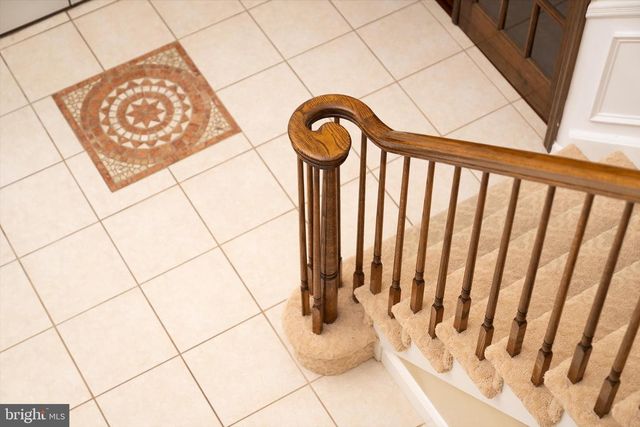 360 GORDON RD, Robbinsville, NJ 08691