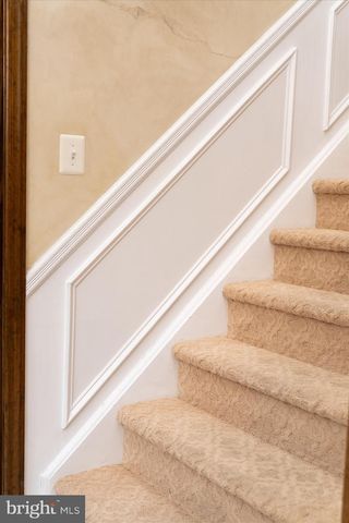 360 GORDON RD, Robbinsville, NJ 08691